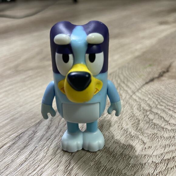 Bluey‎ Bandit Action Figure 2.5" Tall - White Eyebrows - Durable Plastic - Picture 1 of 8